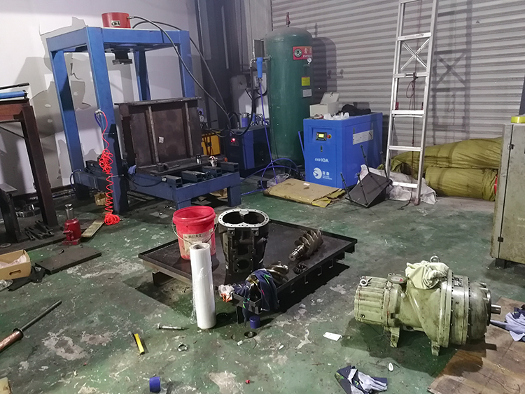 130747165.jpg 01.jpg